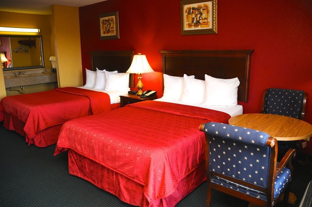 Heritage Inn Milledgeville Εξωτερικό φωτογραφία