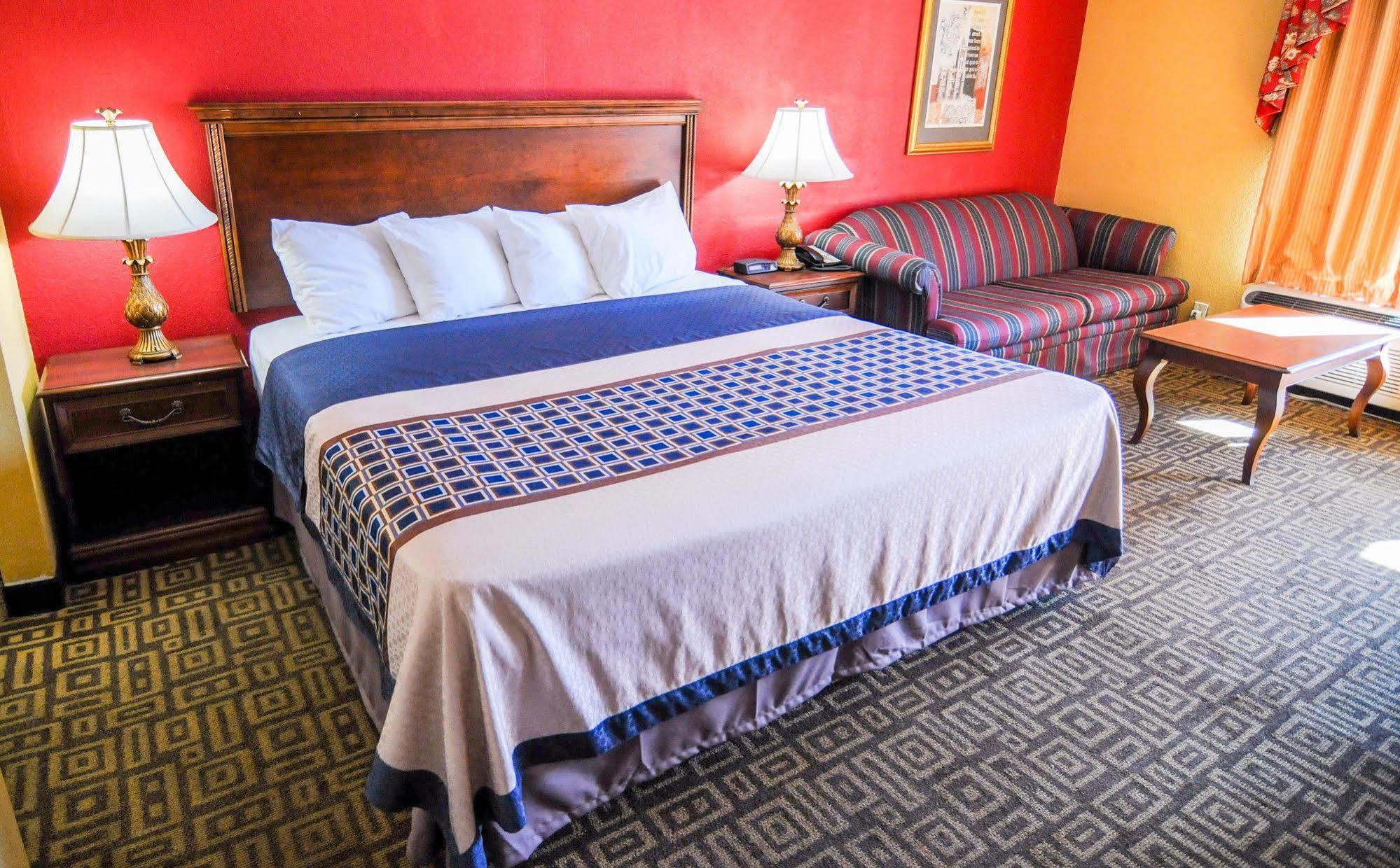 Heritage Inn Milledgeville Εξωτερικό φωτογραφία